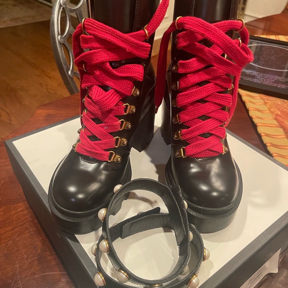 Gucci leather ankle booties - Picture 3 of 9